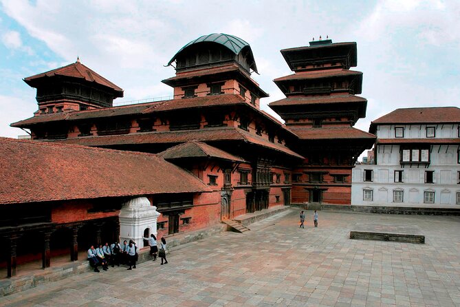1 Day Kathmandu Valley Sightseeing Tour - Stop 1: Boudhanath Stupa and the Power of a World-Heritage Start