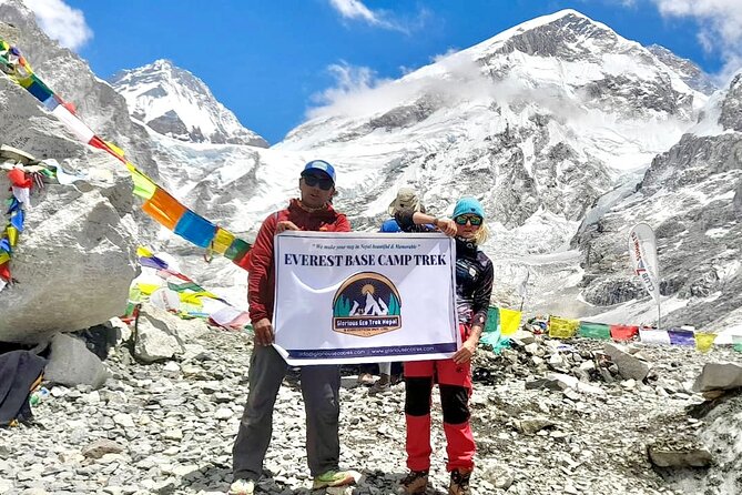 14-Days Private Everest Base Camp Trek - Namche Bazaar acclimatization: bridges, cafes, and altitude common sense