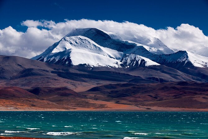 15 Days Mt Everest and Mt Kailash Kora Pilgrimage Group Tour - The Road North: Yamdrok Lake, Karola Glacier, Gyantse, and Tashilunpo