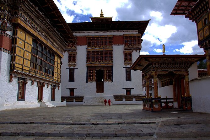 6 days Bhutan Tour - Punakha - Day 2 in Thimphu: Tango Institute, crafts school, museum time, and Tashichho Dzong