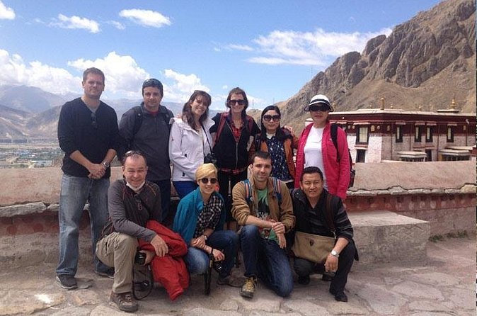 6 Days Central Tibet Culture Small Group Tour - Tashilunpo Monastery: the Shigatse finale that gives context to the region