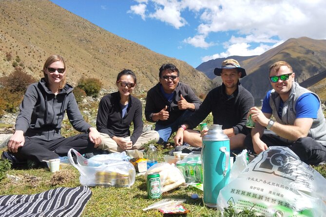 8 Days Lhasa Gyantse Shigatse Mt Everest Group Tour - Price and what you’re actually paying for