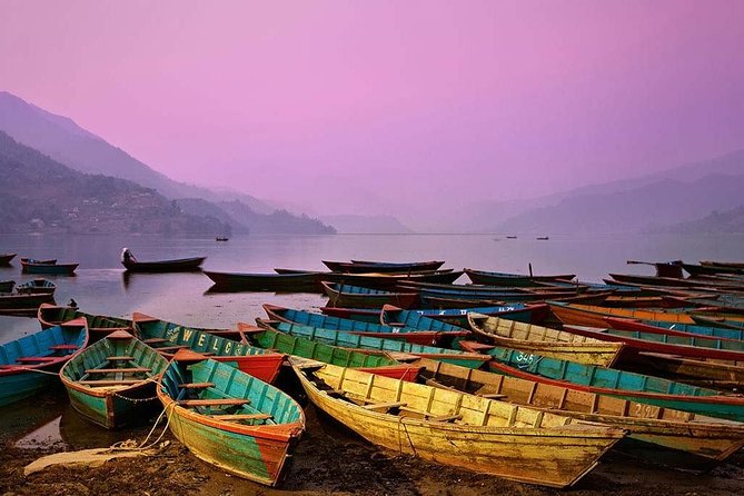 8 Days Tour in Nepal - Kathmandu, Chitwan & Pokhara (3 & 4 Star) - Back to Kathmandu: winding road views and an easy final day