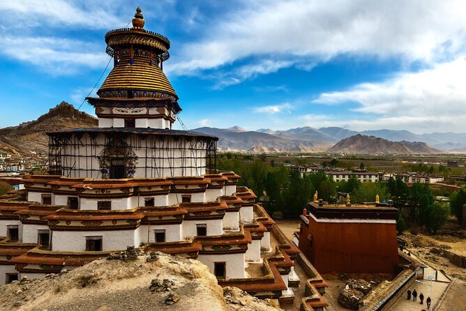 9 Days Lhasa Gyantse Shigatse Everest Namtso Group Tour - Quick hits: what this Lhasa–Gyantse–Shigatse–Everest–Namtso trip does well