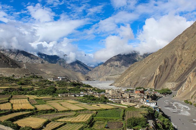 Annapurna Circuit with Tilicho Lake Trek - Guides, porters, permits, and teahouse meals that reduce stress