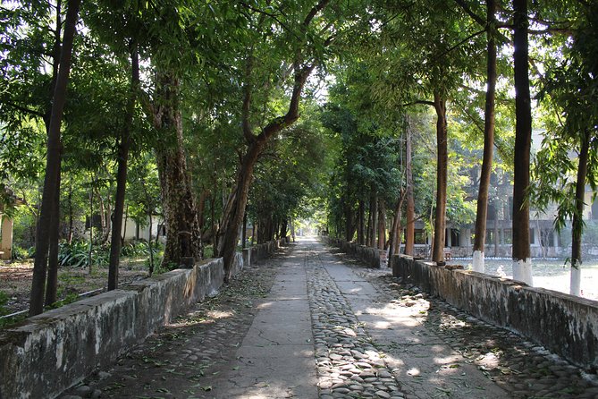 Ashram Tour By Walk in Rishikesh (Private Tour) - Meeting point and getting oriented near Ram Jhula