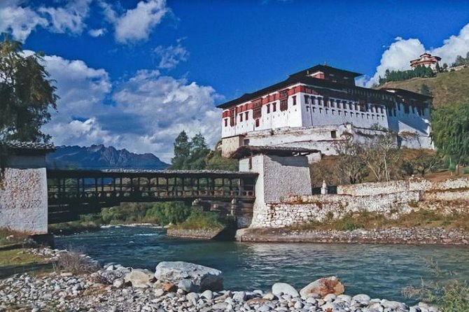 Bhutan Highlights Tour - 2 Nights (Thimphu, Paro & Tiger's Nest) - Day 2 Paro Taktsang: the hike to Tiger’s Nest (and why timing matters)