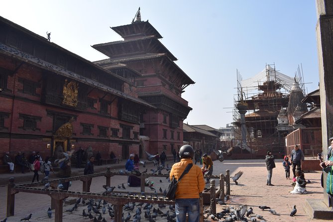 City tour of Bhaktapur and Patan Durbar Square - Dattatreya Temple and the Nyatpole Area: The Stops That Add Depth