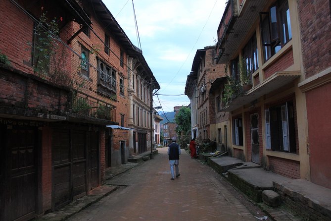 Day Trip to Bhaktapur and Panauti from Kathmandu - Guides, pacing, and why small groups make a difference