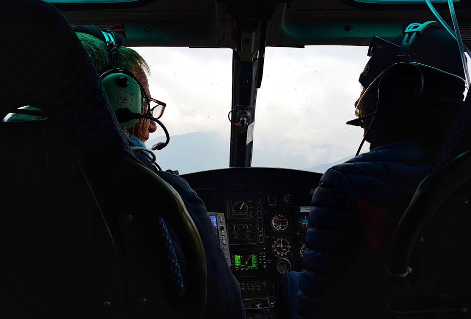 Everest Base Camp: 3 Hour Helicopter Sightseeing Tour - Safety, Comfort, and the Small-Group Advantage