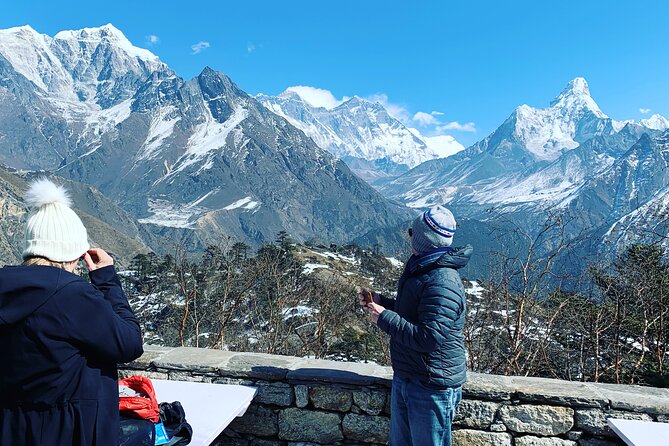 Everest Base Camp Helicopter Tour landing at Everest View Hotel - Everest Base Camp and Kalapathar views: how to get the best photos