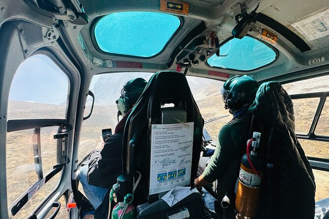 Everest Base Camp Helicopter Tour with Stop at Everest View Hotel - What most people love most, and the main trade-off
