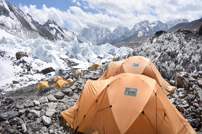 Everest Base Camp Trekking - Duglha climbs, Chola area, and the “prayer flags everywhere” feeling