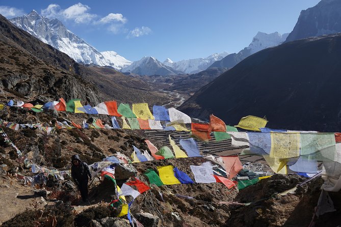 Everest Base Camp Trekking - The return descent on the Jame route: legs slow down, views keep coming