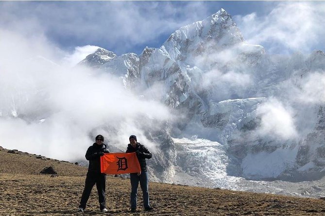 Everest Helicopter Tour from Kathmandu with Landing for Breakfast - Safety, Oxygen, and the Comfort Items You Should Expect