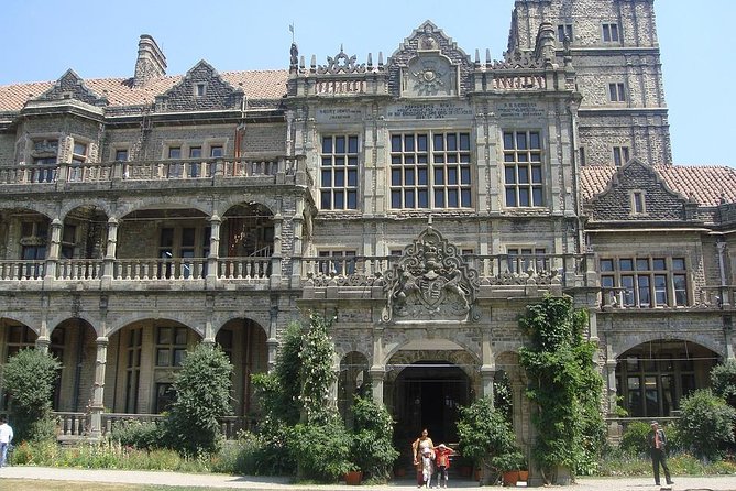 Guided Heritage Walk Tour in Shimla - Betink’s Castle and the city’s Tudor-style look