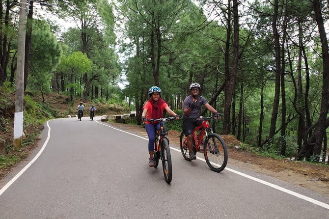 hilloferry - a guided cycling tour - Your Bike Setup: Brakes, Helmet Fit, Gloves, and Free Water