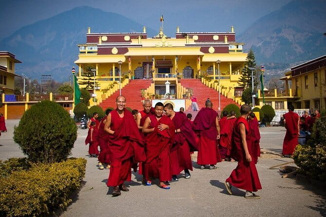 Historical Tour including Unesco Kangra fort & Rock cut temple from Dharamshala - Lunch, bottled water, and what to bring on a mountain day