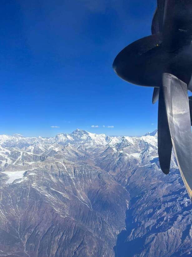 Kathmandu: 1-Hour Mount Everest Flight with Private Transfer - The Flight Experience: What You See From the Air