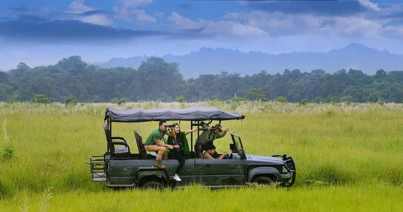 Kathmandu: 3-Day Chitwan Safari Tour with Hotel Transfers - From Kathmandu to Chitwan: what the ride really means
