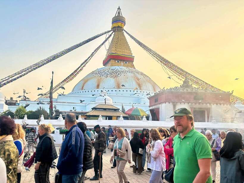 Kathmandu: 7 UNESCO Sites Tour in 1 Day (Private Tour) - Boudhanath Stupa: circumambulation, lunch, and the crafts market