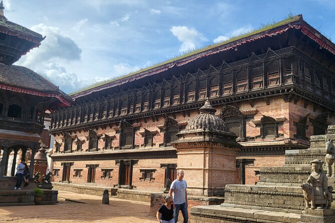 Kathmandu and Bhaktapur Cities Guided Tour - Price and value: what $70 really buys you