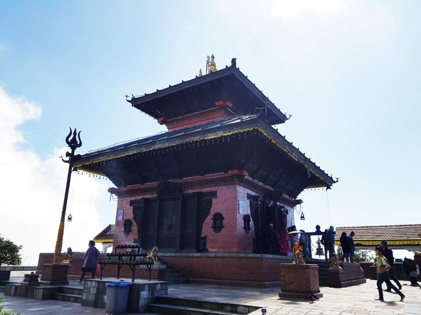 Kathmandu: Chandragiri Cable Car and Monkey Temple Tour - Everest View Tower and hilltop panoramas that depend on the sky