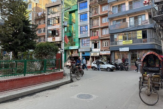 Kathmandu Food & Drink and Shopping Rickshaw Tour - Stop 2 (30 Minutes): Asan for Quick Hits and Market Energy