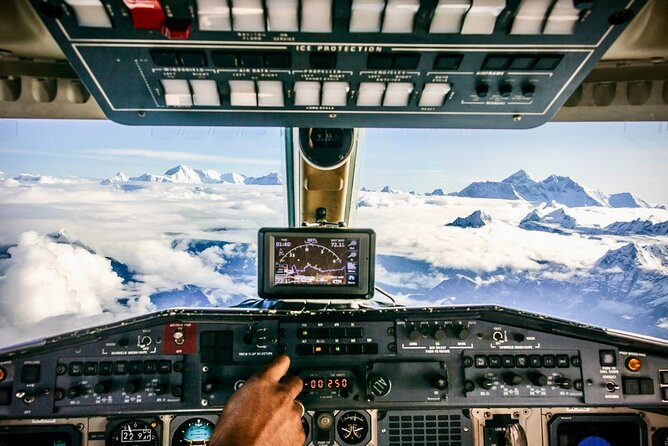 Kathmandu: Mount Everest Scenic Tour by Plane with Transfers - Inside the Flight: What the Route Is Really Trying to Show