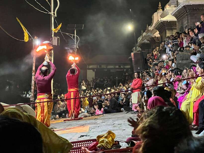 Kathmandu: Pashupatinath Evening Aarati Tour Private/Group - Viewing Position: The One Detail You Should Not Leave to Chance