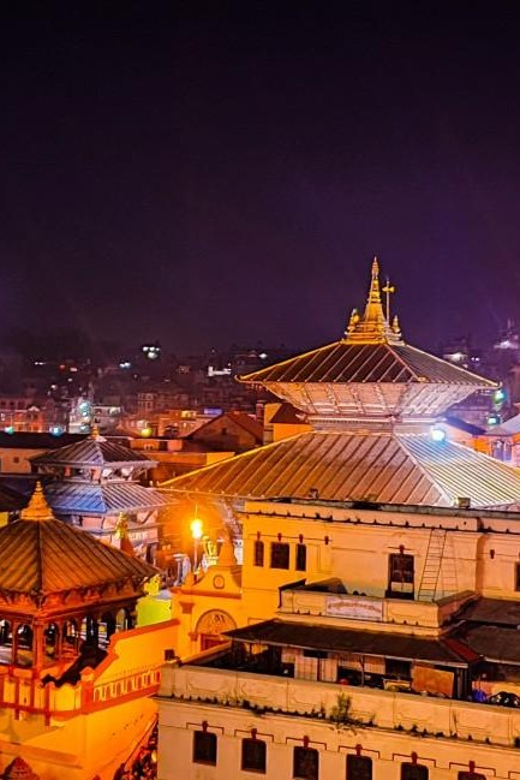 Kathmandu: Pashupatinath Temple Evening Aarati Tour - Getting there and timing: how the 3 hours usually play out