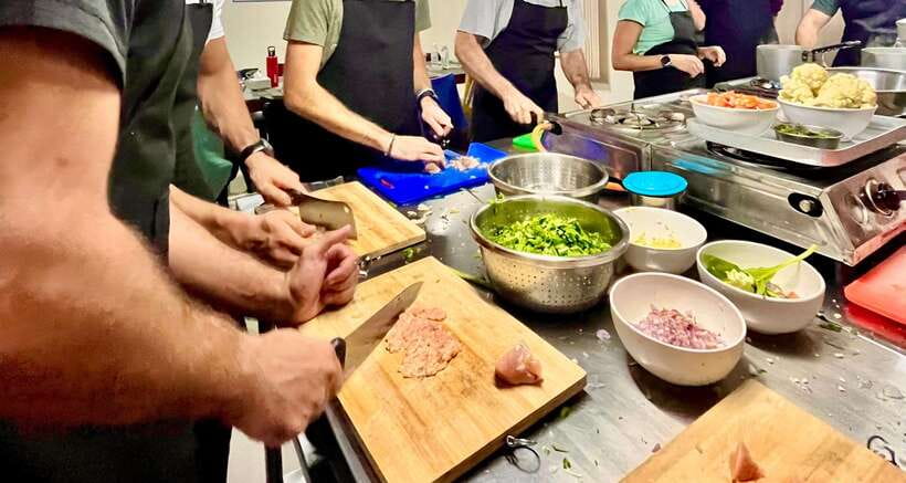 Kathmandu: Traditional Momo Making Class & Pickup - The market/shop stop: how fresh ingredients change your momo