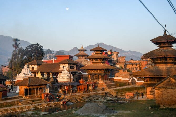 Kathmandu UNESCO World Heritage Tour - Bhaktapur Durbar Square: a medieval-feeling square world