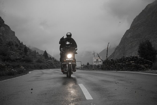 Leh Ladakh Motorcycle Tour - 7 Days Of Ultimate Thrill - Safety and logistics: the backup team that actually matters