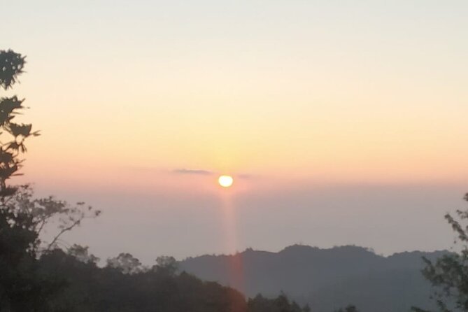 Nagarkot Sunrise Trip & Day Hike with Lunch from Kathmandu - Guides and Pacing: When Small Differences Make Big Days