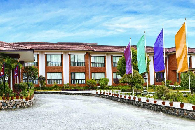 Nepal in Luxury: Kathmandu, Chitwan & Pokhara Escape – 8 Days - Pokhara Days 5–6: lake views, caves, falls, and a gorge viewpoint day