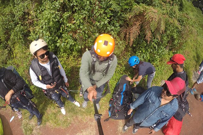 Paragliding - Waiting in the sun: the part people forget to plan for