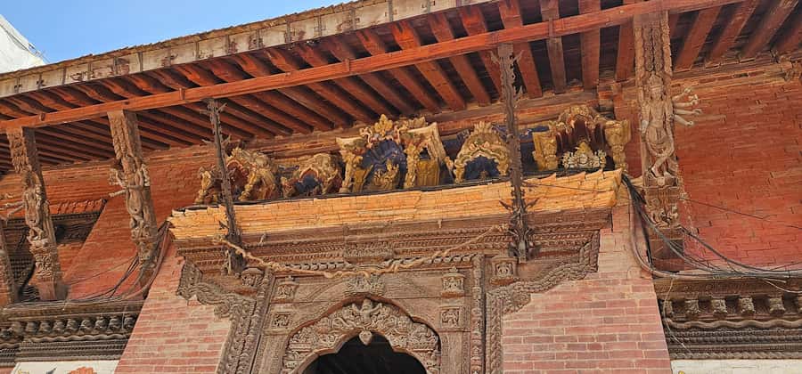 Patan and Bhaktapur City Full Day Tour - Bhaktapur Durbar Square: medieval streets you can actually walk