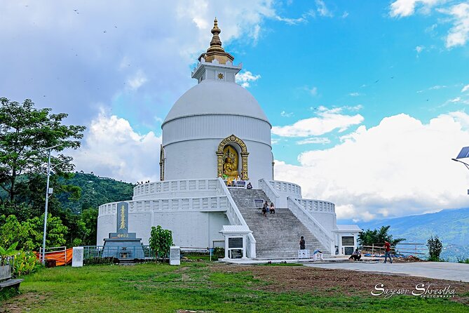 Pokhara in 5 Hours: Lake, Museum, Cave, Falls & Pagoda Hill - Stop 3: Devi’s Fall and the waterfall that disappears