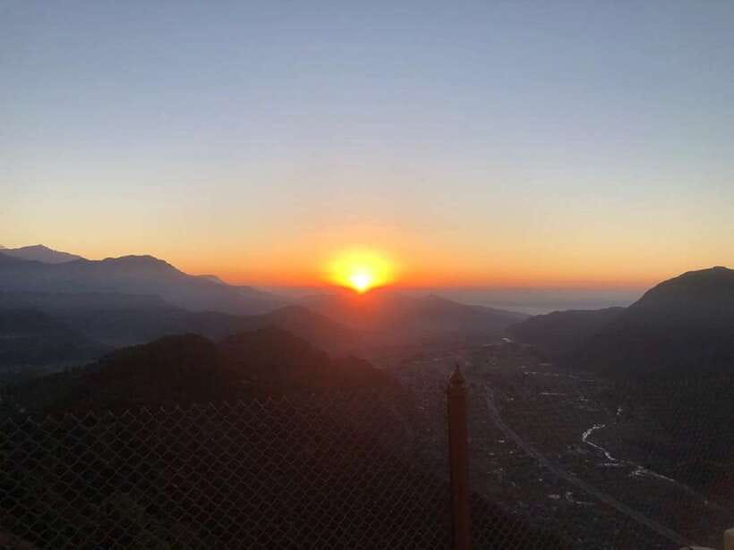 Pokhara: Sarangkot Sunrise And Private Full-Day Tour - Davis Falls and Patale Chango: The Water That Vanishes Underground
