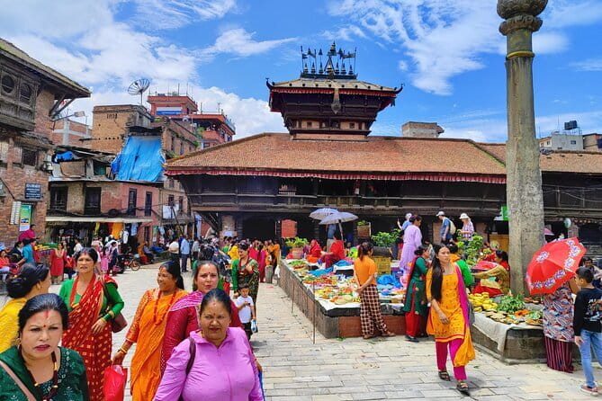 Private Full-Day Kathmandu All 7 UNESCO World Heritage Sites Tour - Bhaktapur Durbar Square: a longer look at royal-city architecture