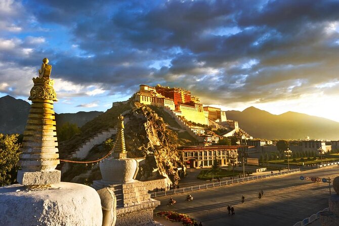 Private Guided Day Tour Potala Palace and Sera Monastery - Key things to know before you book