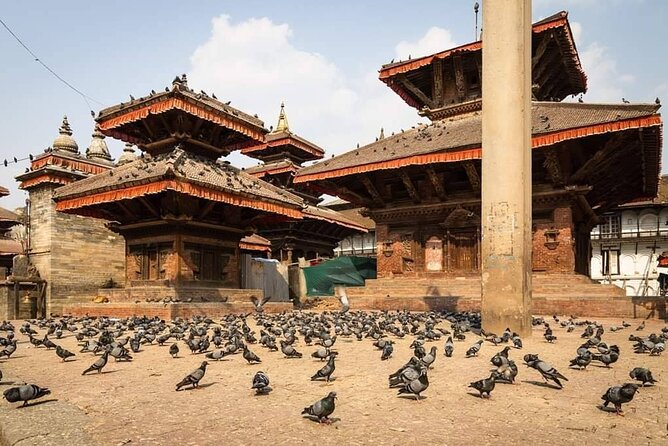 Private Tour of 4 UNESCO Heritage Sites in Kathmandu by Car - A half-day plan that connects Hindu and Buddhist Kathmandu