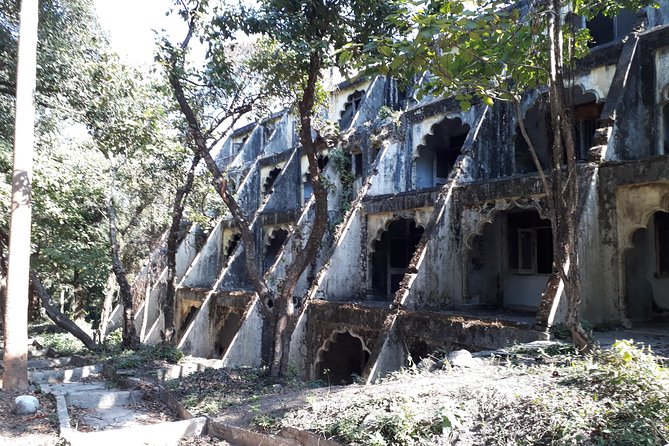 Rishikesh: Beatles Ashram Art & Meditation Walking Tour - How the Guide Changes Everything (Aaditya and Om as examples)