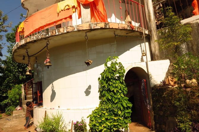 Rishikesh Private Guided Sightseeing Tour by Car - Price and value: is $40 per person a smart deal?