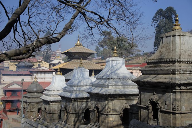 Temples and Stupas Tour in Kathmandu Valley - Getting going at 9:00 and beating the haggling
