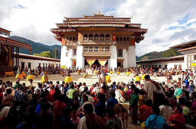 Trip to Bhutan - Day 4: Paro Airport bird’s-eye viewing and Kyichu Lhakhang