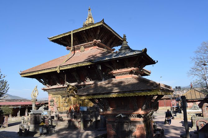 UNESCO Seven World Heritage Tour in Kathmandu - Patan Durbar Square plus Golden Temple: Malla palace geometry and bronze details