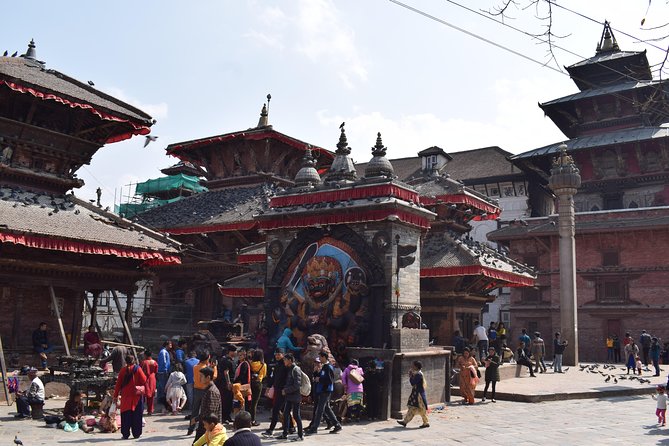UNESCO Seven World Heritage Tour in Kathmandu - Bhaktapur’s durbar-square set pieces: Nyatapola, 55 Windows, and Siddha Pokhari